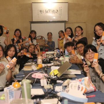 Group photo 扎根还是飘摇—2024年暑期社会实践教育叙事工作坊